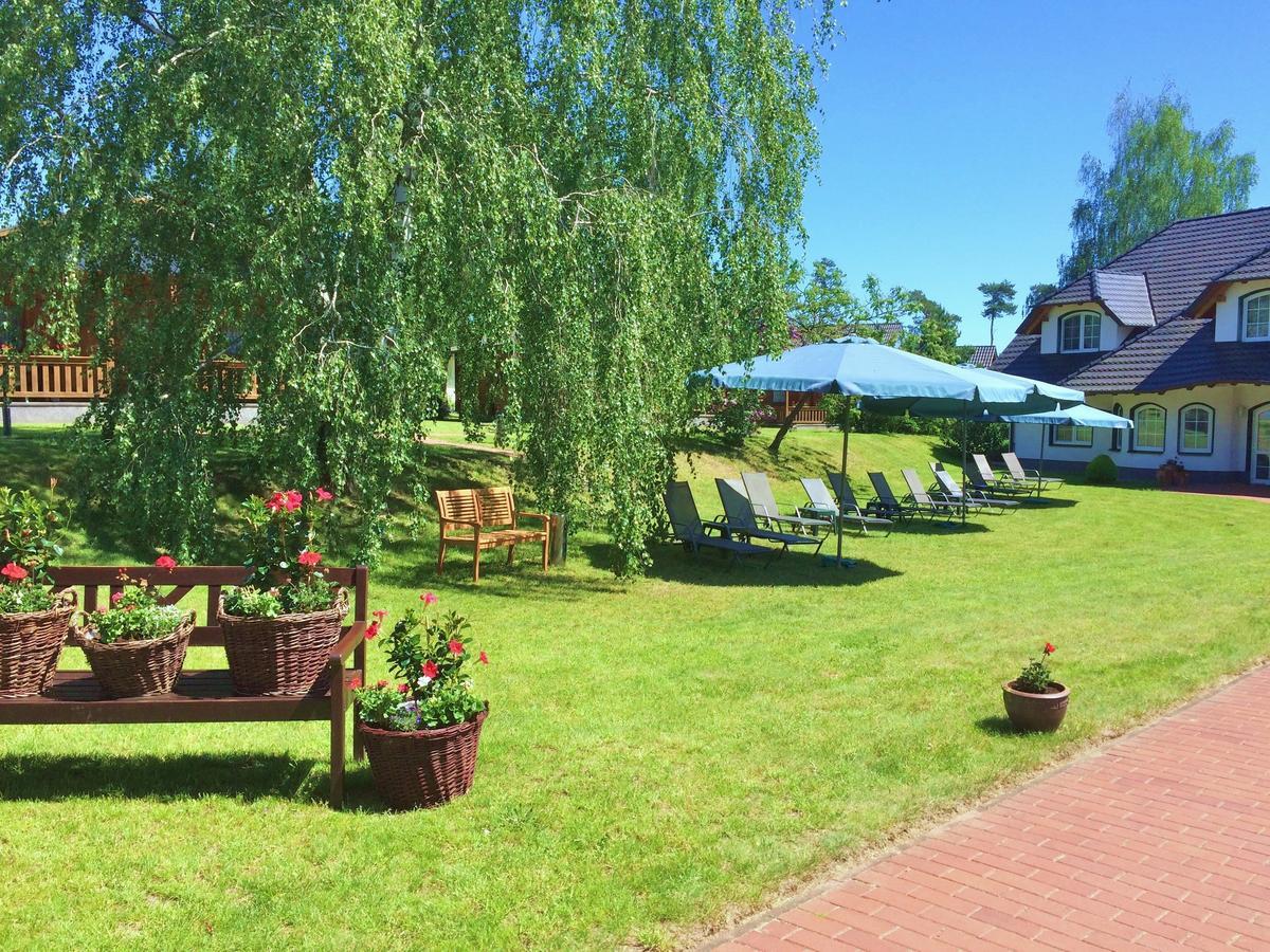 Landhaus Mueritzgarten Hotel Garni Ребель Екстер'єр фото