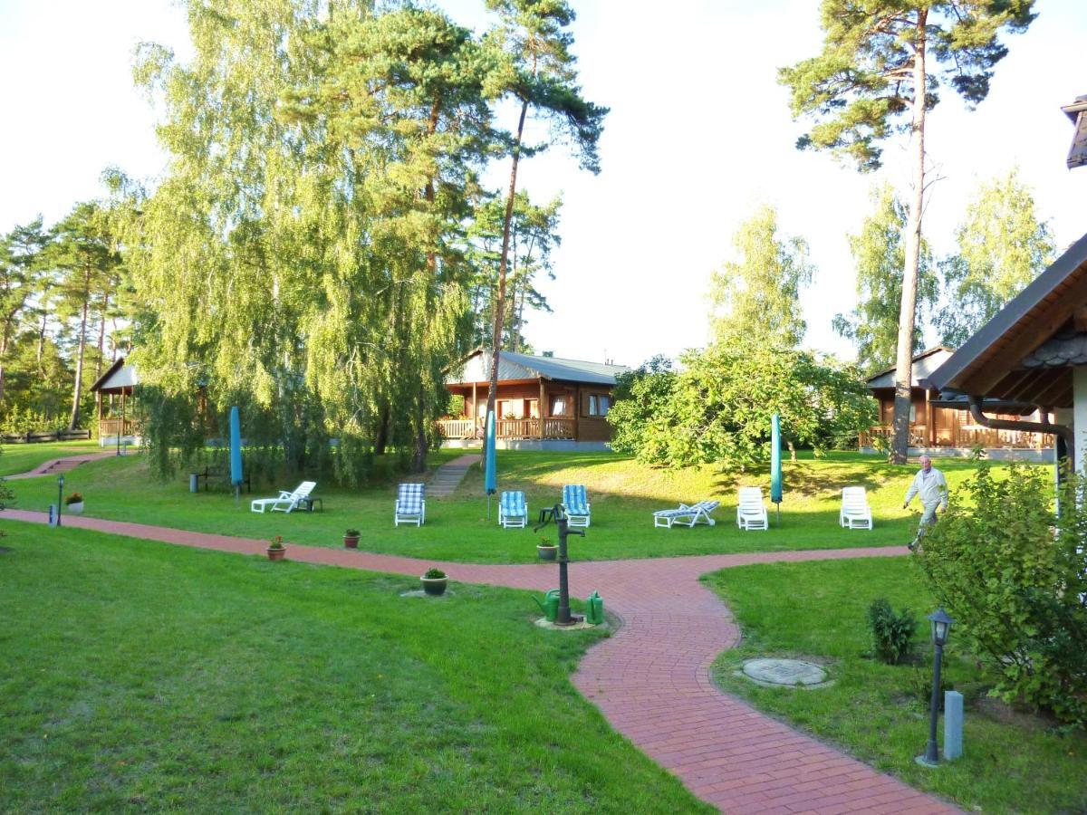 Landhaus Mueritzgarten Hotel Garni Ребель Екстер'єр фото